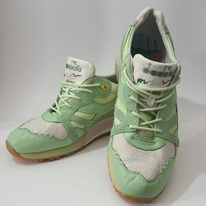 Diadora Women's Mint Green Sneakers
